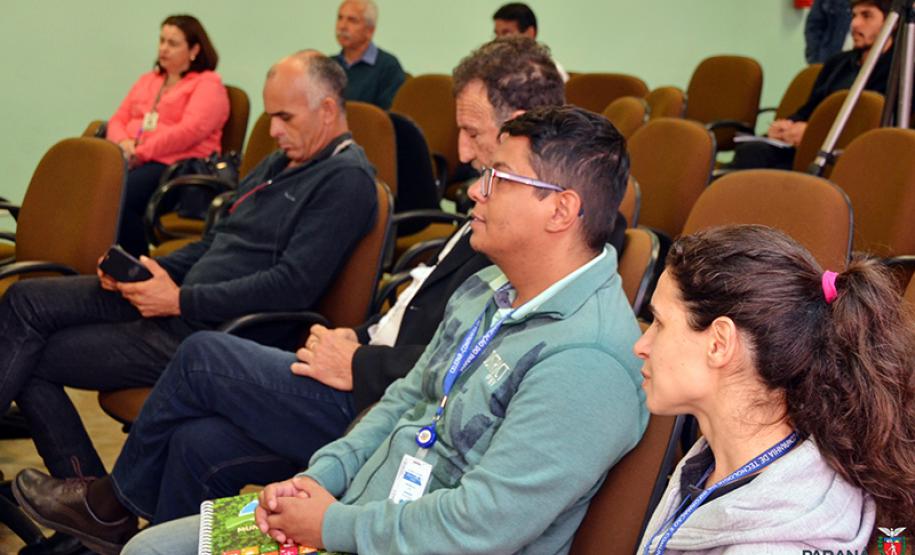 Paraná discute estratégia para diminuir acidentes de trabalho.