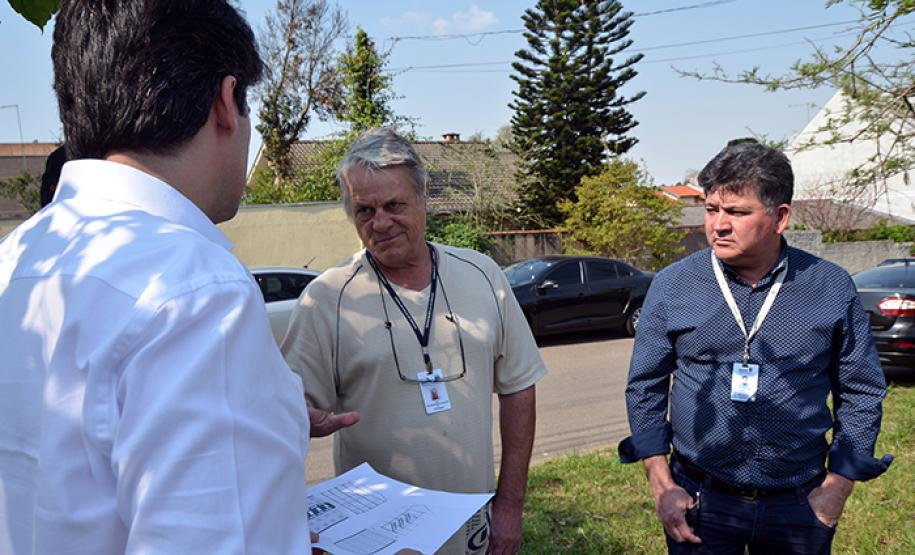 SUDIS acompanha Secretário de Estado de Planejamento em visita a terreno em São José dos Pinhais.