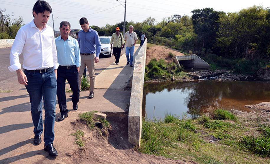 SUDIS acompanha Secretário de Estado de Planejamento em visita a terreno em São José dos Pinhais.