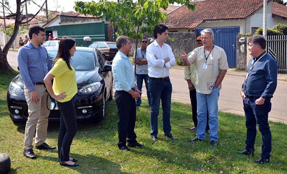 SUDIS acompanha Secretário de Estado de Planejamento em visita a terreno em São José dos Pinhais.