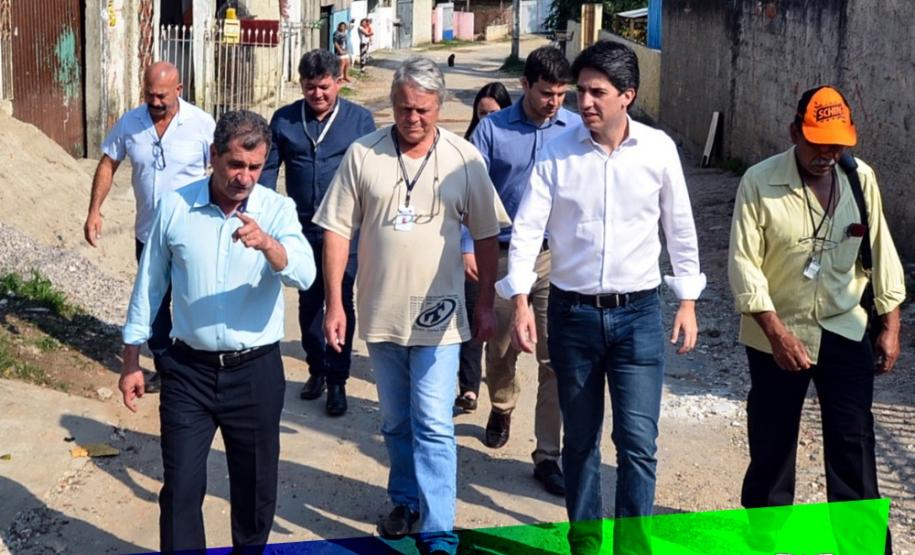 Representantes da SUDIS acompanham Secretário de Estado de Planejamento em visita a terreno em São José dos Pinhais.