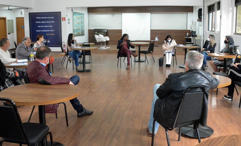 Sudis articula parceria para desenvolver ações de economia solidária