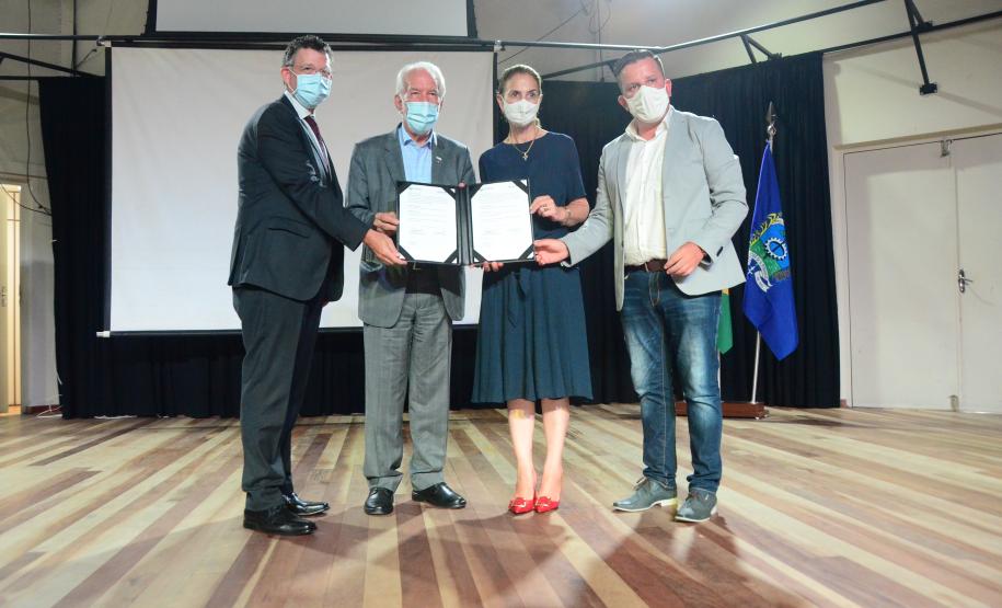 Invest Paraná fomentará a economia no estado.