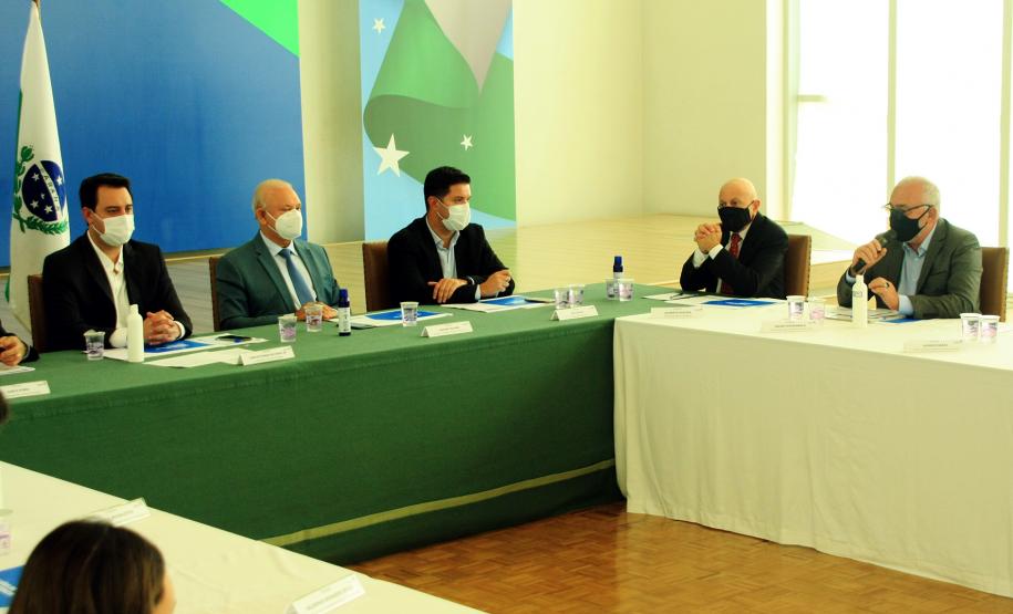 Governo apresenta pacote de medidas sociais no valor de R$109 milhões