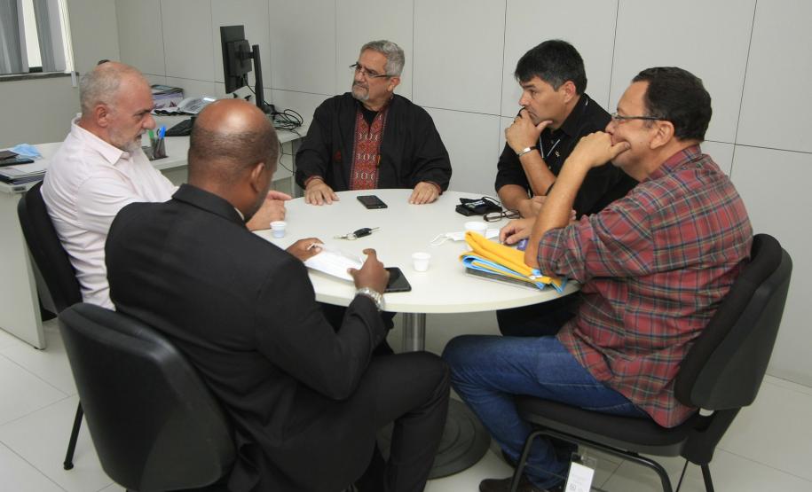 SUDIS RECEBE COMISSÃO ACOLHIDA PRÓ UCRÂNIA.