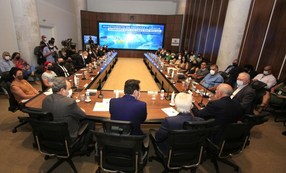 Programa Universidade para os Índios Bolsas-auxílio.