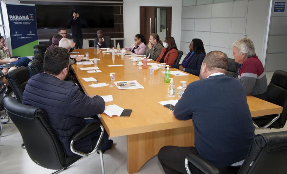 Governo do Estado promove encontro entre representantes das Secretarias.