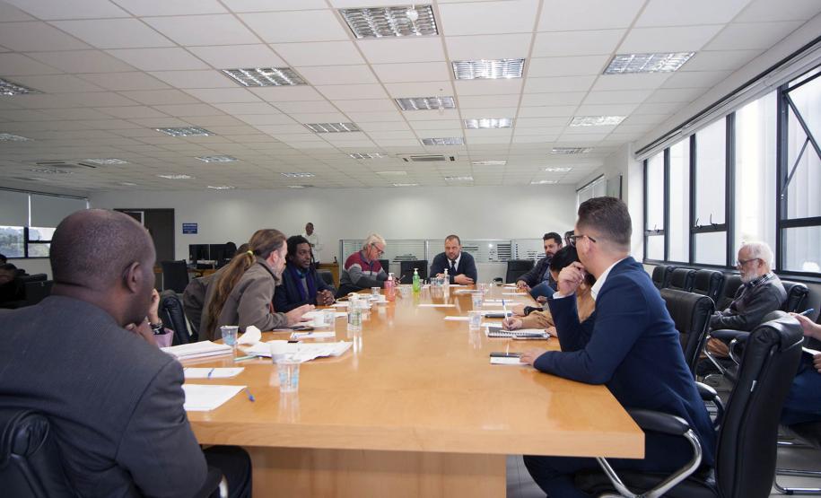 Governo do Estado promove encontro entre representantes das Secretarias.