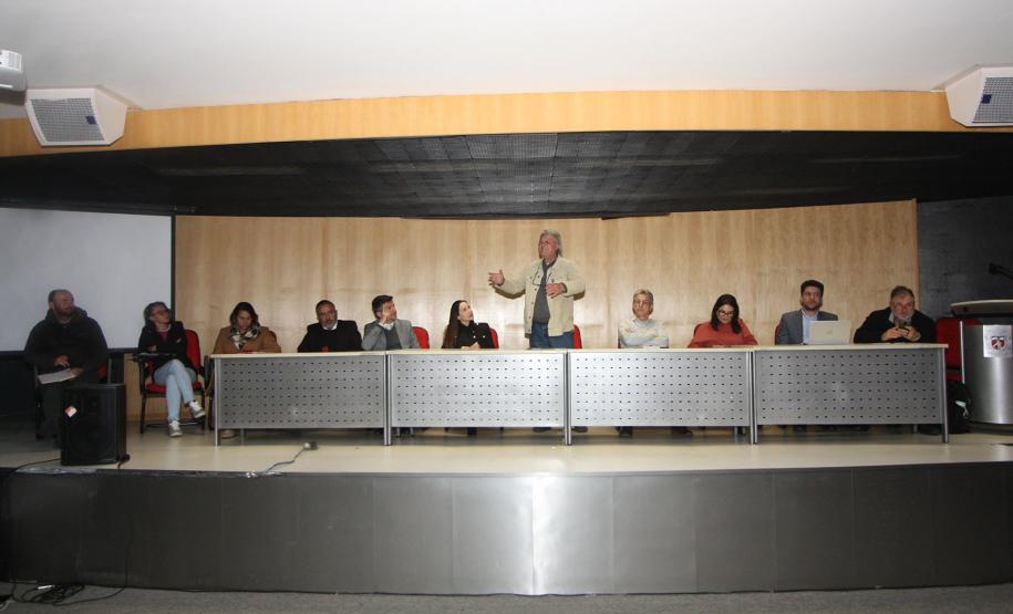 SUDIS recebeu, no Auditório Mario Lobo do Palácio das Araucárias, integrantes da Campanha Despejo Zero.