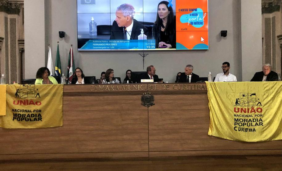 Autogestão na produção de moradia em debate.