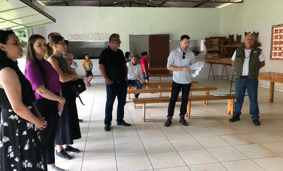 Paz no Campo e nas Cidades.