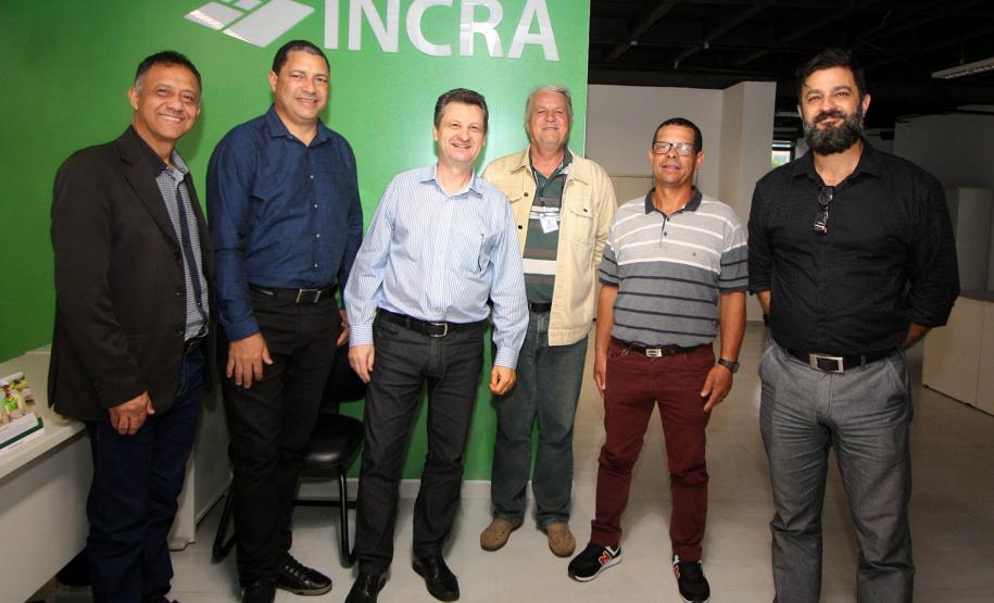 SUDIS  acompanha comitiva de São Miguel do Iguaçu em reunião no INCRA.