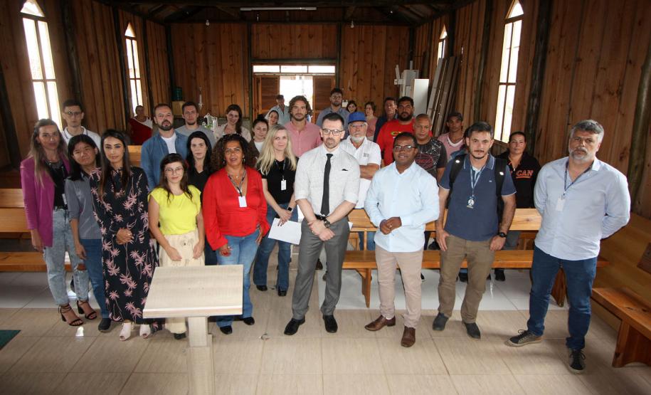 SUDIS, acompanhou a visita técnica realizadas pela Comissão de Conflitos Fundiários do Tribunal de Justiça do Paraná - CCF/TJ-PR, localizadas em São José dos Pinhais – Jardim Itaqui.