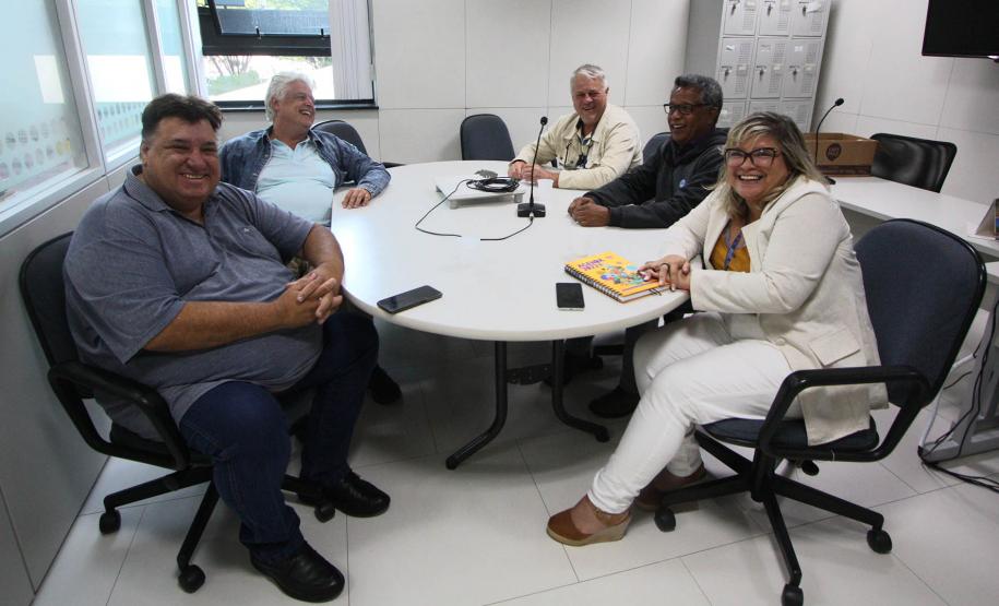 SUDIS recepciona delegação de Ponta Grossa que veio tratar de encaminhamentos para comunidade Andorinhas de Ponta Grossa.