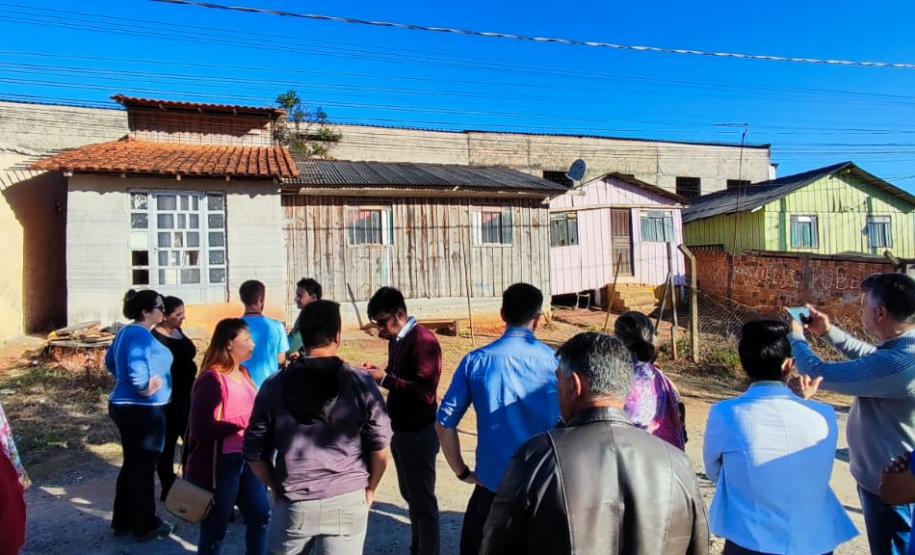 SUDIS Acompanha a visita técnica na Vila Bom Jesus (Vila da Passarela) em Campo Largo.