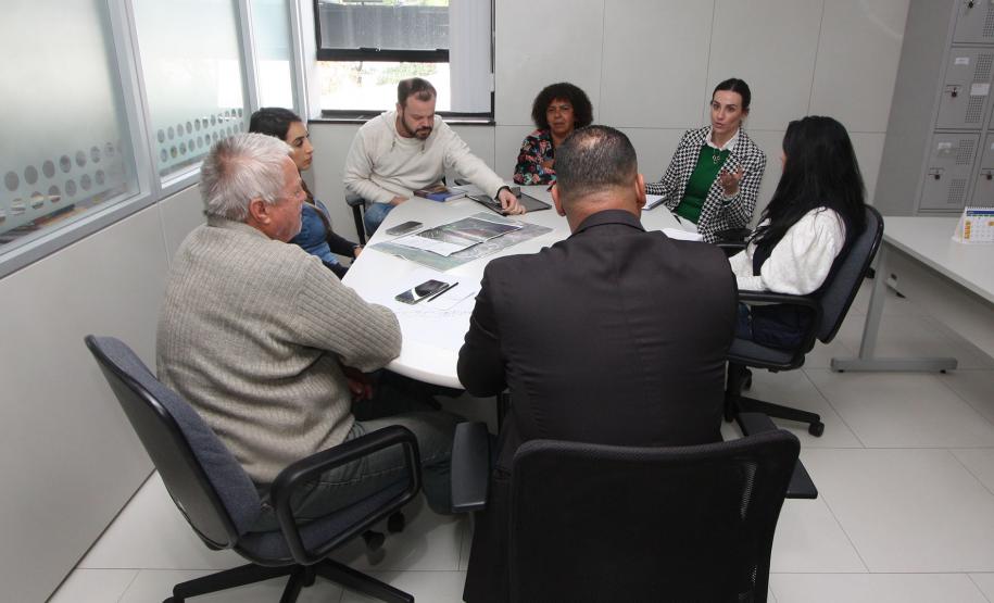 SUDIS recebe comitiva de São José dos Pinhais para tratar de conflitos fundiários.