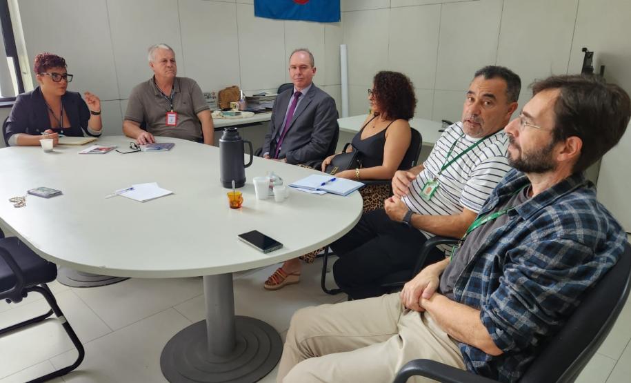 SUDIS recebe INCRA, FETAEP e liderança de posseiros da Fazenda Morungava