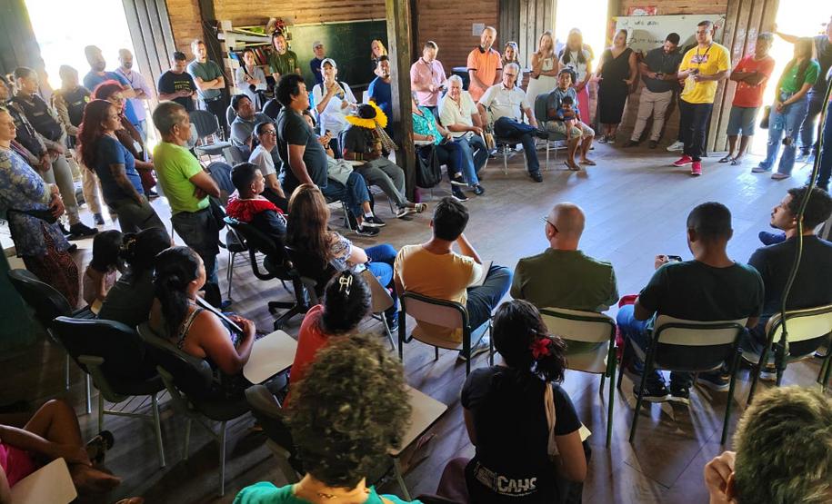 Reunião no Parque do Mate debate melhorias para a comunidade indígena Kókhun Já Má.