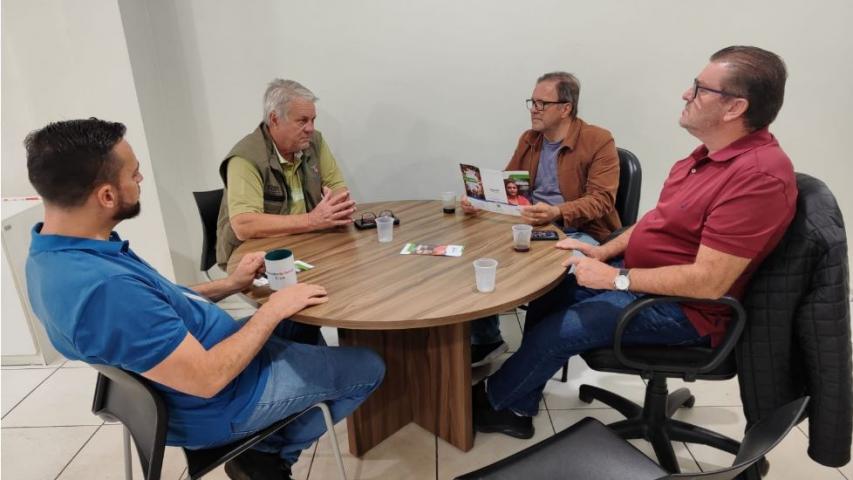 Sudis realiza reuniões e visitas em Francisco Beltrão para avançar na regularização fundiária
