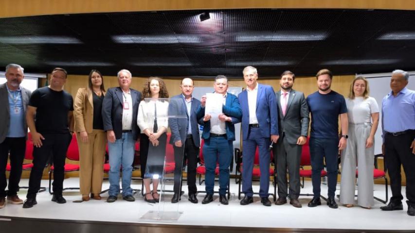 SUDIS participa da cerimônia de posse do Conselho Estadual das Cidades do Paraná